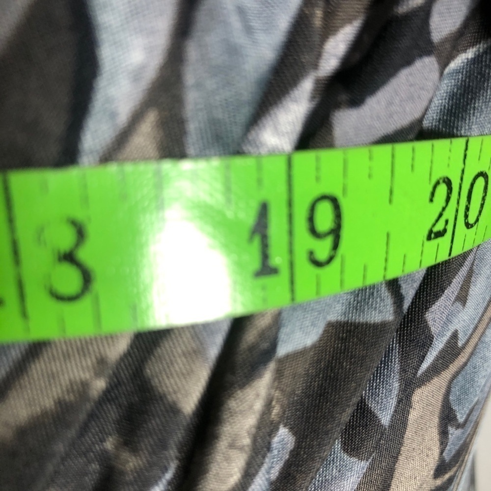 Womens Grey Black Stretchy Blouse. Size Medium. - Picture 3 of 5